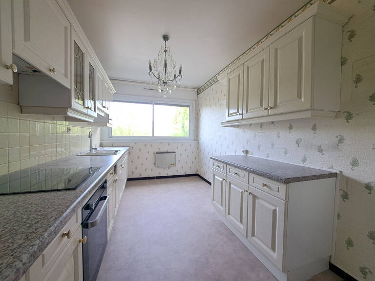 Appartement à louer 4 pièces SOISSONS (02) — photo 1