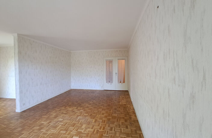 Appartement à louer 4 pièces SOISSONS (02) — photo 4