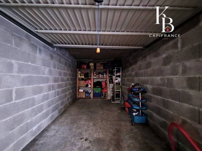 Garage fermé en sous-sol – Avenue du Léman à Annemasse — photo 1