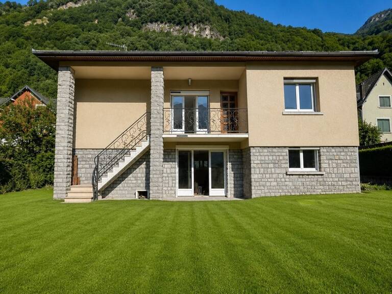 À vendre – Belle maison de caractère avec fort potentiel à Bagnères-de-Luchon — photo 1