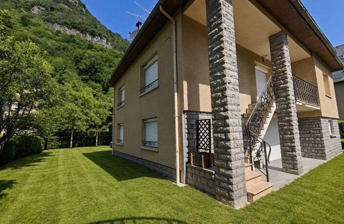 À vendre – Belle maison de caractère avec fort potentiel à Bagnères-de-Luchon — photo 3
