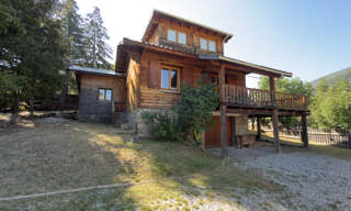 Maison 8 Pièces 174 m² à vendre à Allos (04260)