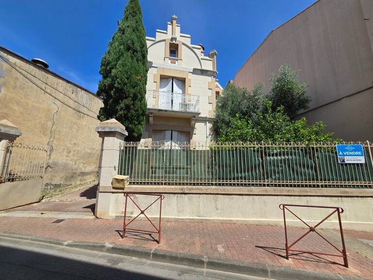 MAISON DE MAÎTRE D'EXCEPTION – ANCIEN DOMAINE VITICOLE – PLUS DE 1 000 m² DE BÂTIS – CŒUR DE VILLE — photo 1