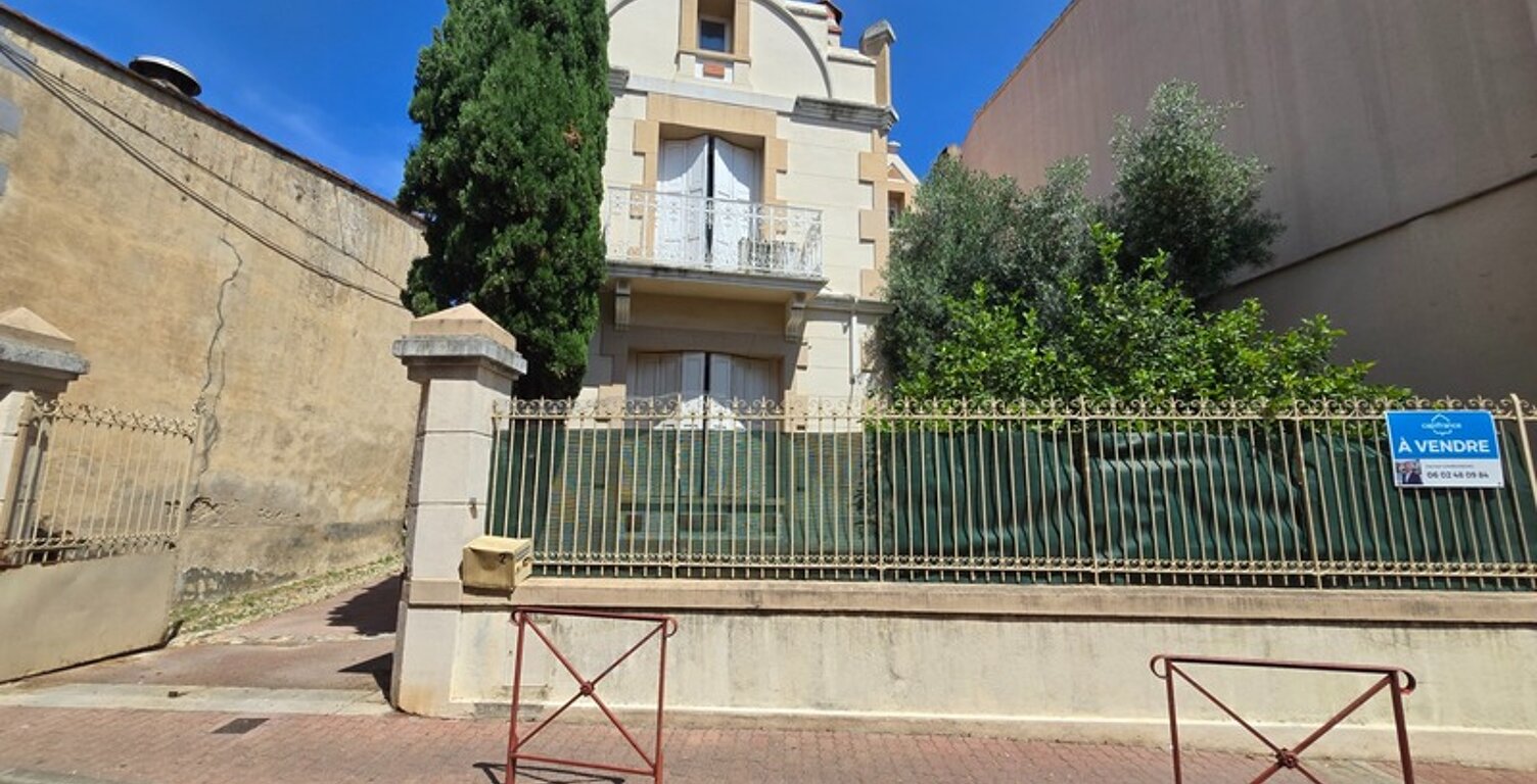 MAISON DE MAÎTRE D'EXCEPTION – ANCIEN DOMAINE VITICOLE – PLUS DE 1 000 m² DE BÂTIS – CŒUR DE VILLE — photo 1