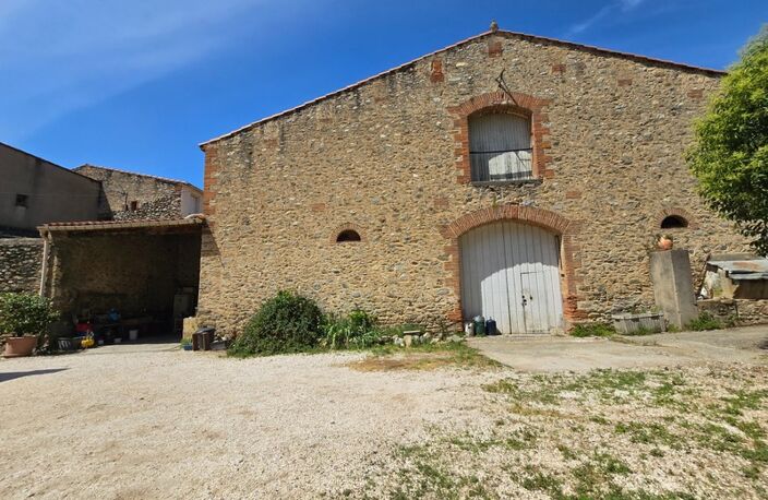 MAISON DE MAÎTRE D'EXCEPTION – ANCIEN DOMAINE VITICOLE – PLUS DE 1 000 m² DE BÂTIS – CŒUR DE VILLE — photo 4