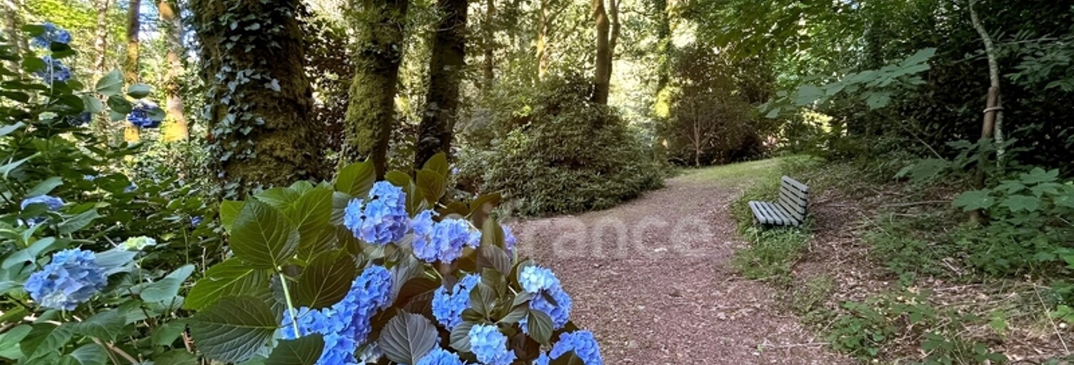 Terrain  4880 m² à vendre à Quimper (29000)