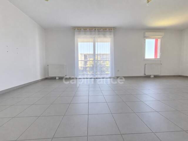 Appartement à vendre 3 pièces ROYAN (17) - Balcon - Parking — photo du bien