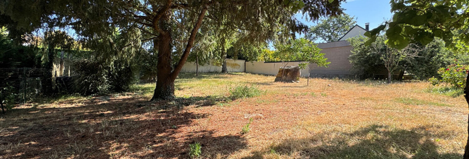 Terrain  724 m² à vendre à Seiches-sur-le-Loir (49140)