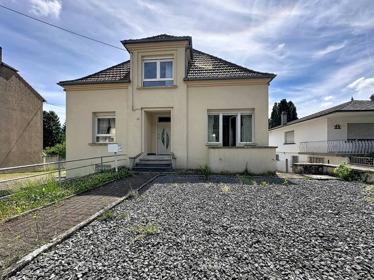 Maison à vendre 8 pièces VARSBERG (57), 2 garages , dépendance et jardin — photo 1