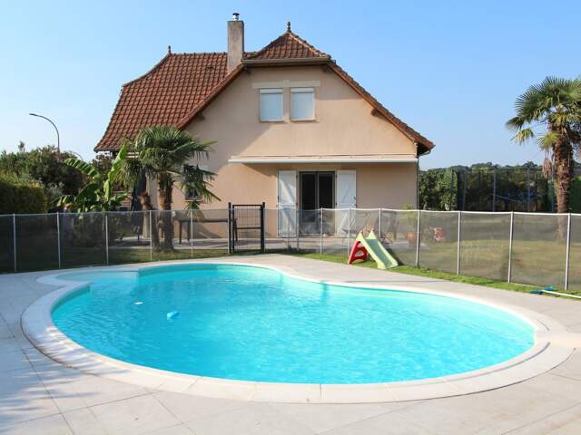 Maison à vendre 6 pièces LONS (64) — photo du bien
