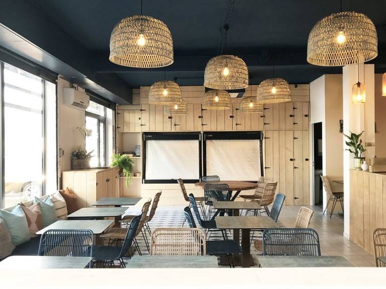 JARRY – RESTAURANT CLÉ EN MAIN – EMPLACEMENT PREMIUM – FORT POTENTIEL DE DÉVELOPPEMENT — photo 1