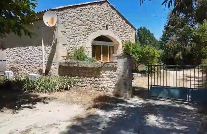 ENSEMBLE IMMOBILIER DE CARACTÈRE – INVESTISSEMENT LOCATIF – VENTE EN BLOC IMMEUBLE DE RAPPORT BELLEGARDE (30) — photo 3