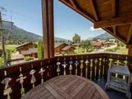 Haute Savoie (74), à vendre SAMOENS - Domaine skiable Grand Massif - Appartement T4 93 m² — photo 2