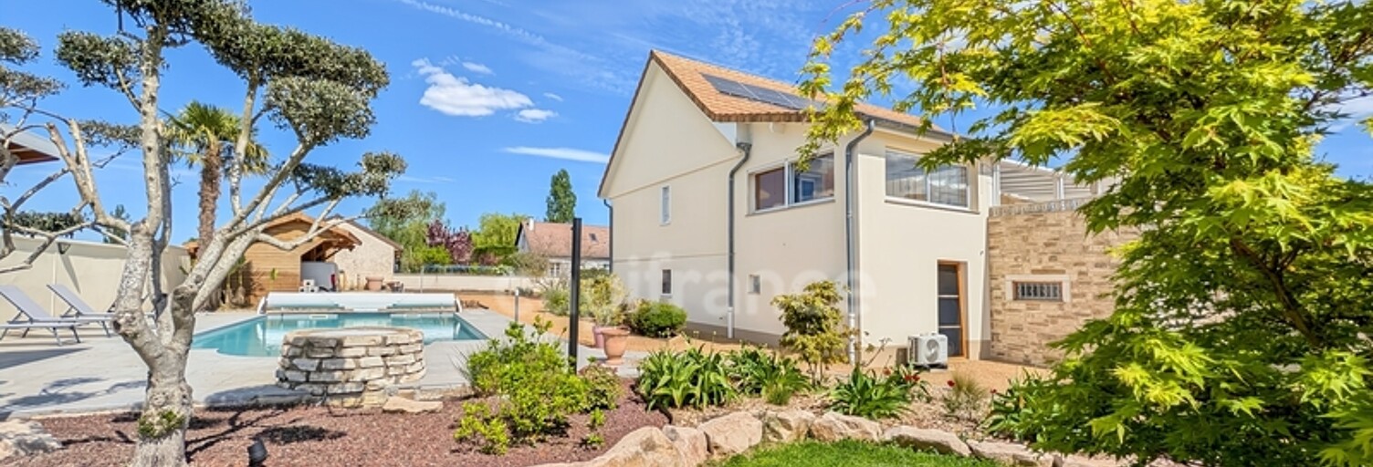 Maison 9 Pièces 184 m² à vendre à Givry (71640)