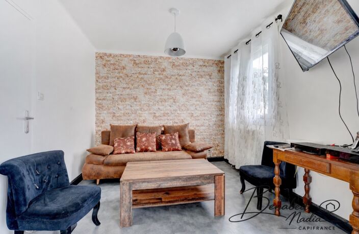 Maison familiale de 150 m² avec beau terrain de plus de 1 000 m² – Quartier Champ Plantier à Feyzin — photo 3
