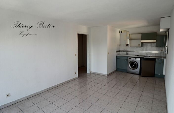 Appartement à vendre 2 pièces FREJUS (83) — photo 2