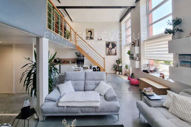 Appartement 4 pièces 299900 €