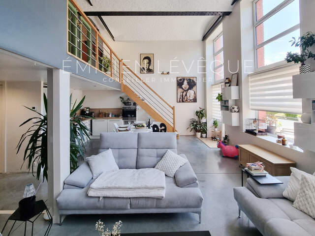 Loft 110m2 avec 3 chambres à Seclin — photo du bien