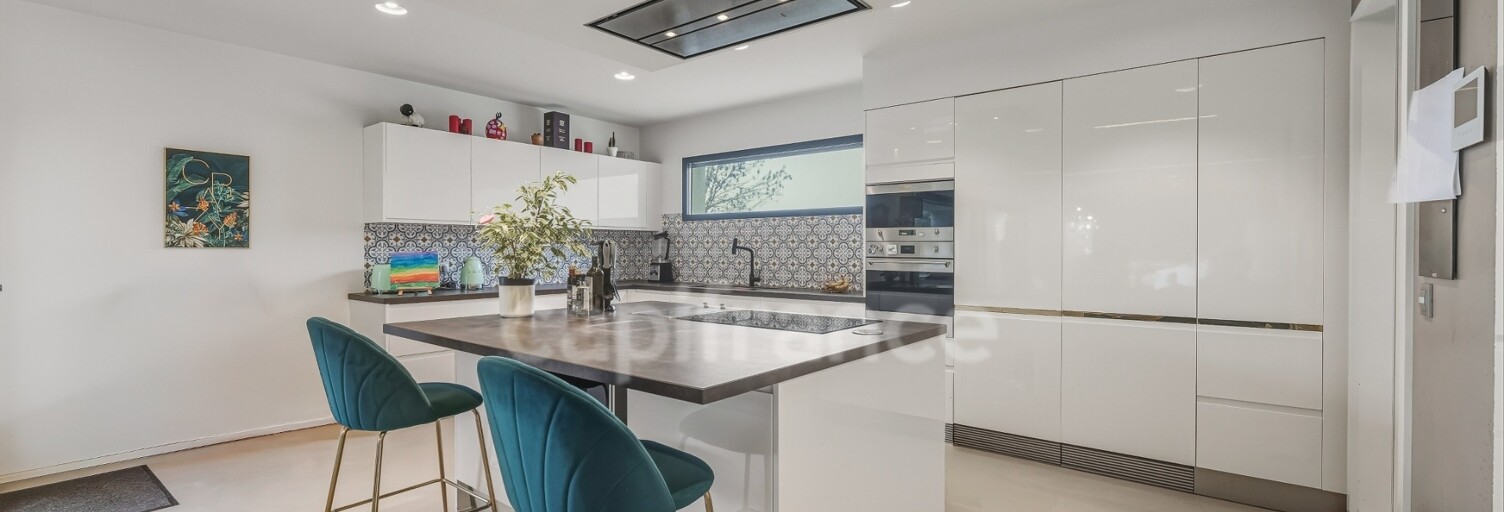 Maison 7 Pièces 166 m² à vendre à Crozet (01170)