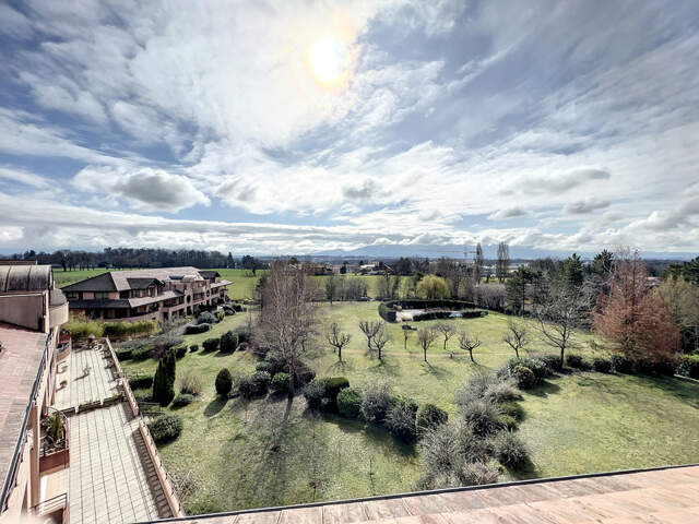 Appartement à vendre 8 pièces PREVESSIN MOENS (01) — photo du bien