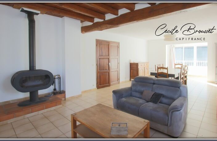 Villa 4 faces à vendre sur 1425 m2 de terrain avec garage et studio indépendant à REYNES (66) — photo 2