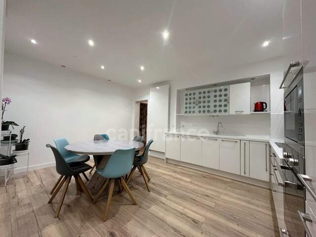Spécial Investisseur : Maison de ville en mono-propriété (0 syndic), Rénovation Totale, DPE B - Colocation 7 ch + Studio indépendant) — photo du bien
