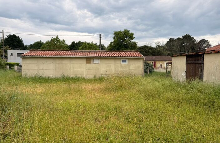 Terrain de 800 m2 avec bati existant — photo 3
