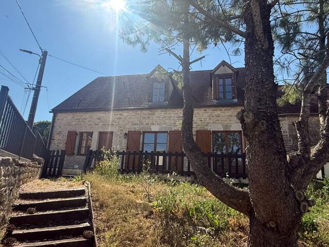 Maison à vendre 5 pièces à 8 km de VENAREY LES LAUMES-12 km de MONTBARD — photo du bien