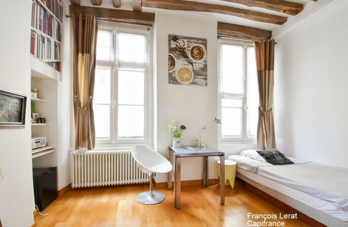 Studio à vendre - PARIS 7EME ARRONDISSEMENT (75) Rue Rousselet - 17,27 m2 - 315 000 € honoraires d'agence inclus — photo 3