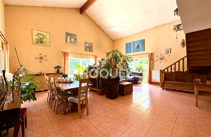 Rare à Vourles Villa de 5 pièces 199 m2 avec piscine et garage double — photo 4