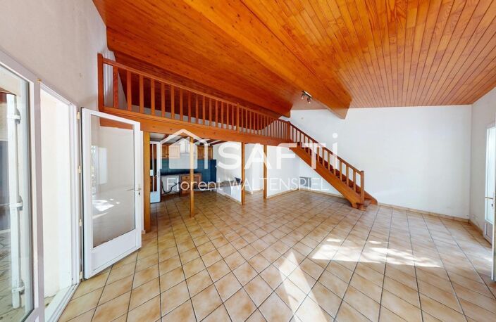 Au cœur de Cadillac,maison avec jardin et garages ! — photo 3