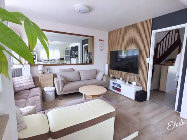 Maison familiale avec 5 chambres et 1 bureau — photo du bien
