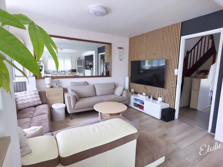 Maison familiale avec 5 chambres et 1 bureau — photo 1