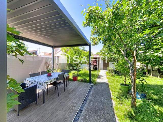Maison 3 chambres avec jardin, garage et tram à pied — photo du bien