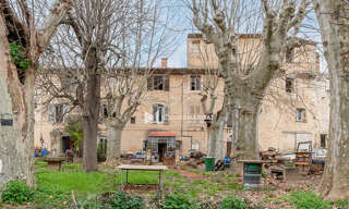 Immeuble  1150 m² à vendre à Saignon (84400)