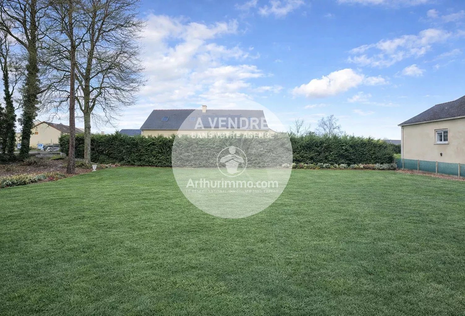 Terrain Petit-Mars centre  UB  429 m² – Cadre verdoyant & proche commerces — photo 1