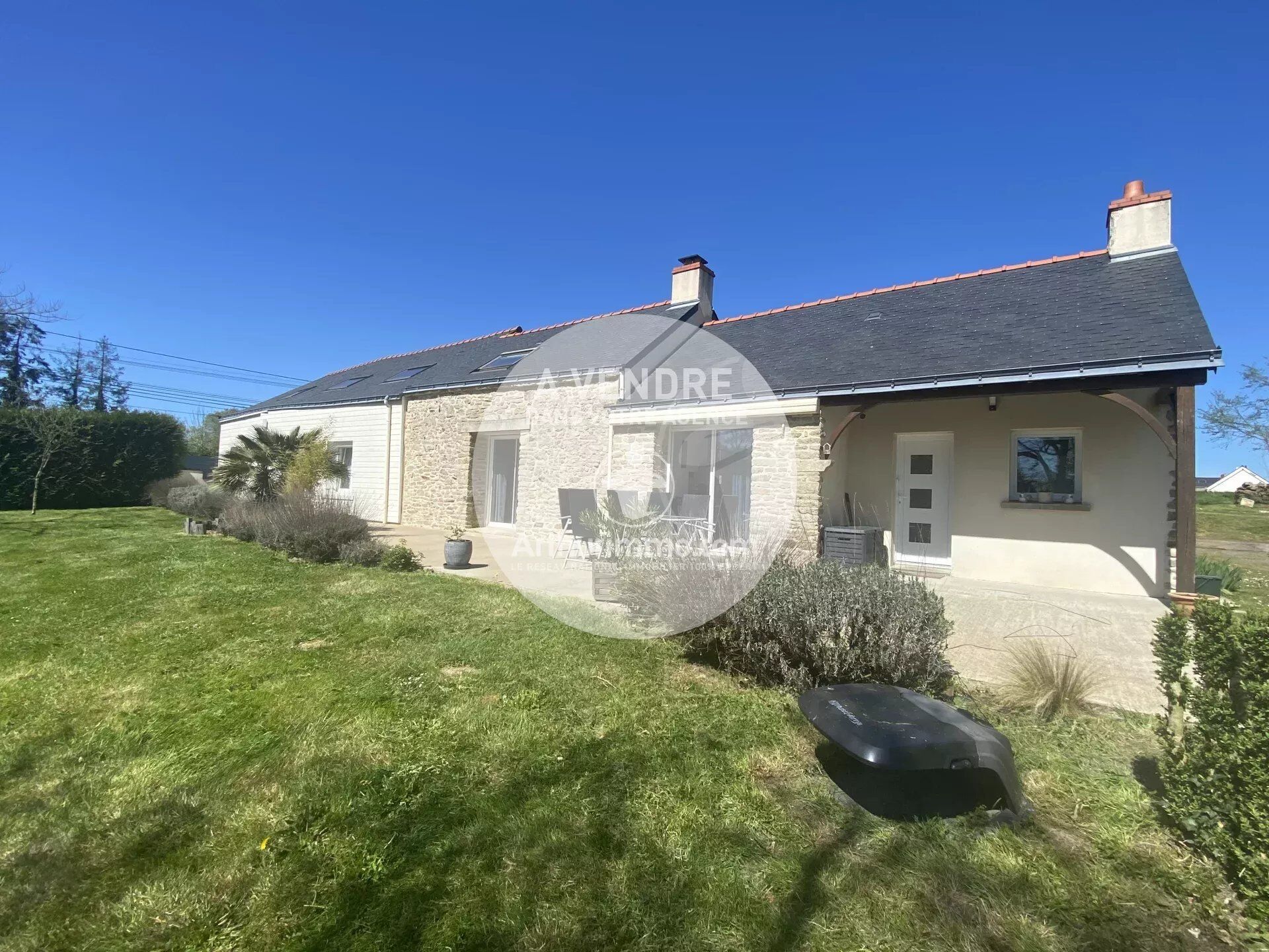 Maison 8 pièces 160 m² · à Le Temple-de-Bretagne · 160 m² · 412 700 €