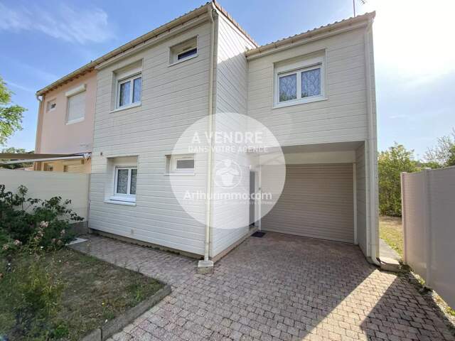 Maison 4 chambres, toute commodité à pied ! — photo du bien