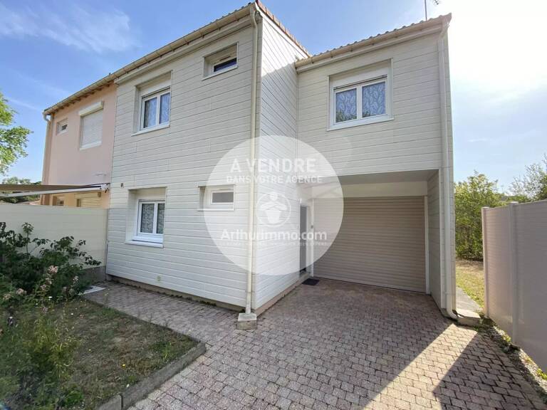 Maison 4 chambres, toute commodité à pied ! — photo 1