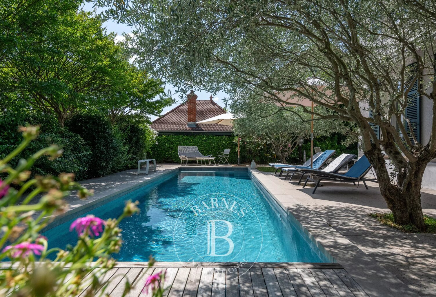 Lyon 3ème - Propriété bourgeoise de 301,92 m² - 7 chambres - Jardin avec Piscine - Garage — photo 1
