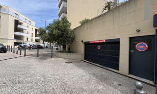 Garage   m² à louer à La Ciotat (13600)