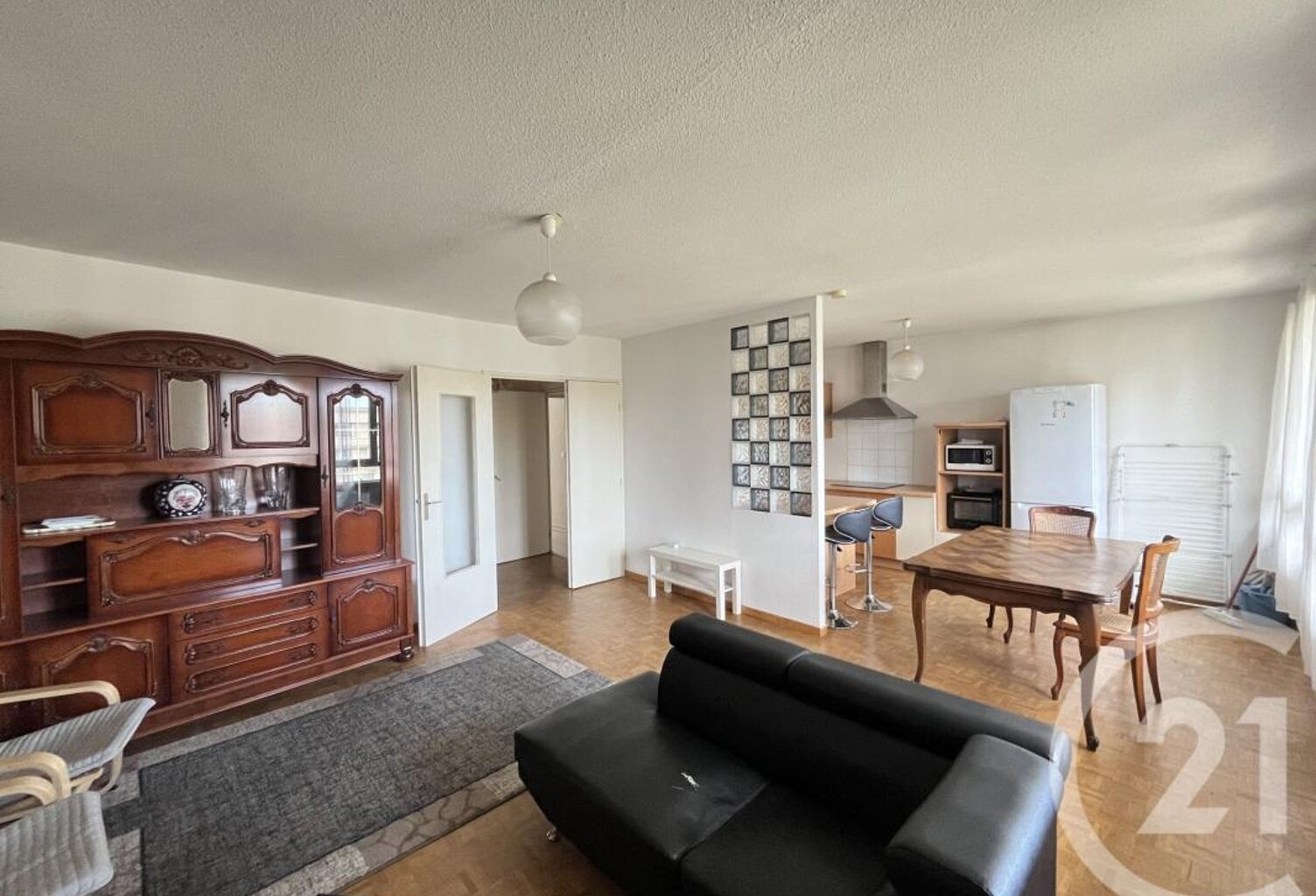 T3 — photo 1