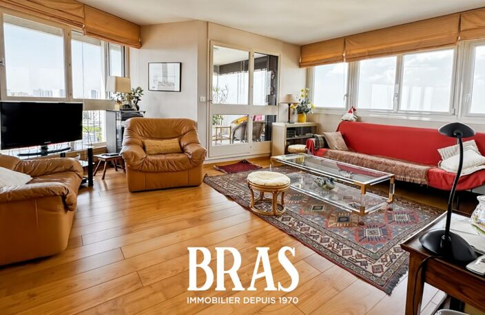 LE BELEM - T5 + GARAGE + CAVE - DERNIER ETAGE — photo 3