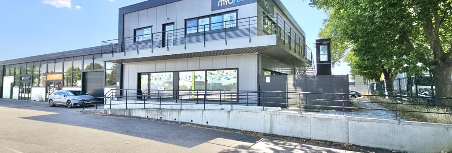 Local industriel  185 m² à louer à Seichamps (54280)