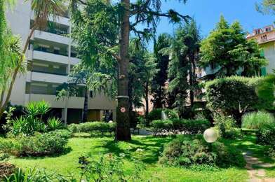 Appartement 2 pièces 900 €