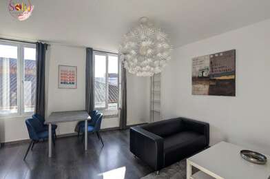 Immeuble  180200 €