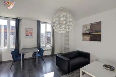 Immeuble  180200 €