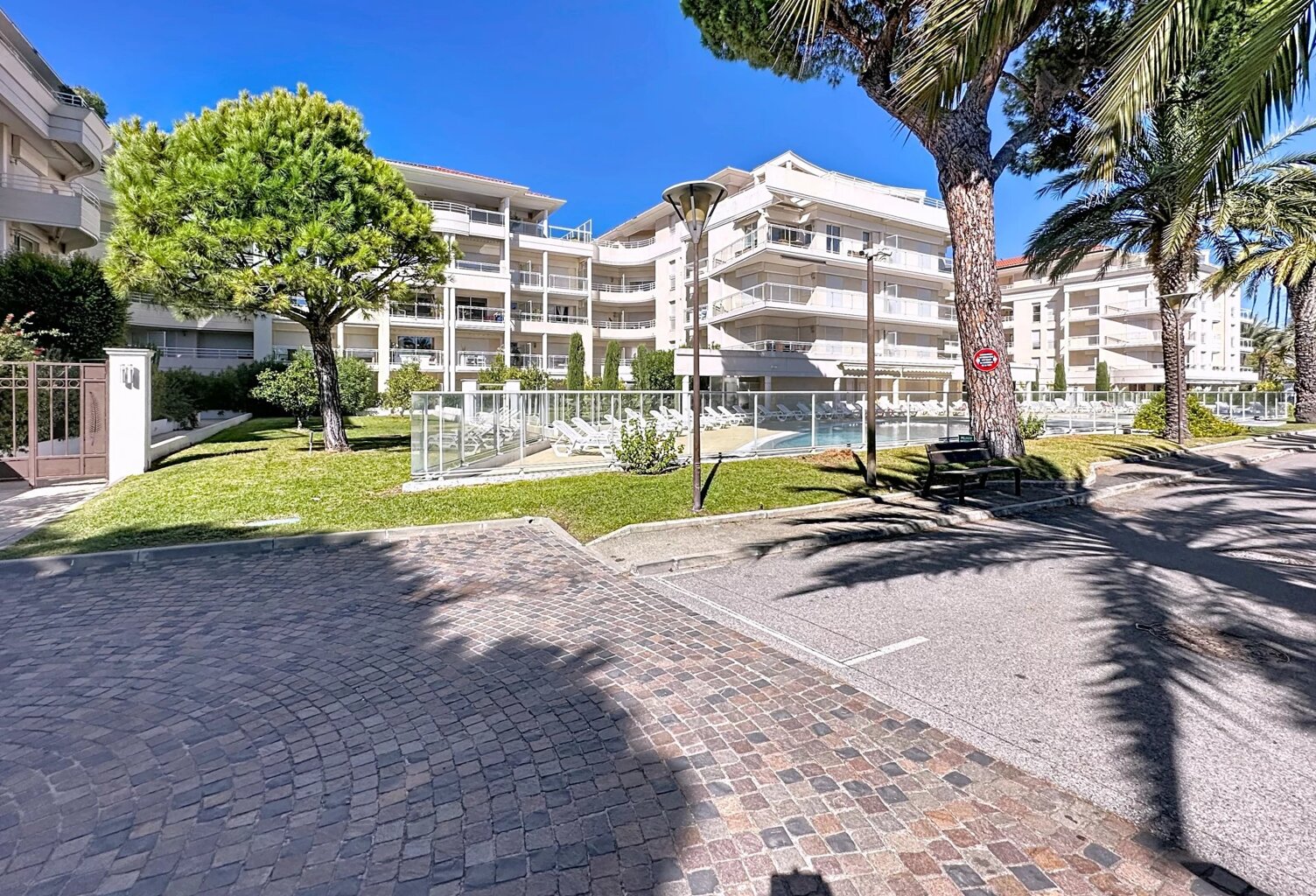 LUXE ET FRONT DE MER: 2P 57m² - Garage — photo 1