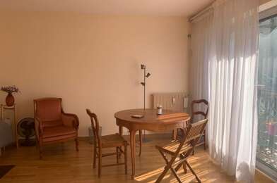 Appartement 1 pièces 1055 €