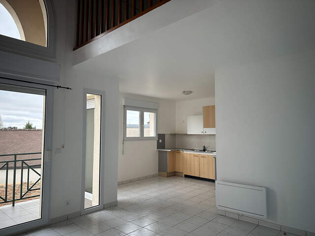 F2 DUPLEX EN HYPER CENTRE — photo du bien